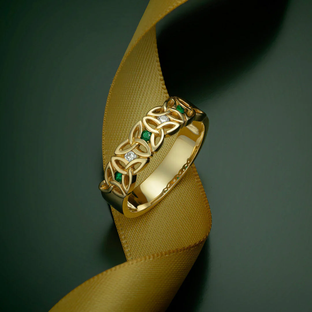 14K Gold Diamond & Emerald Trinity Knot Ring - Image 4