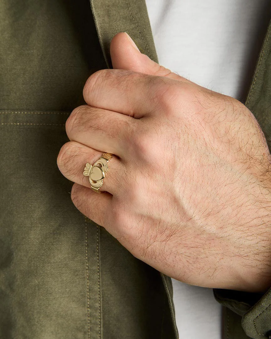10K Gold Gents Claddagh Ring - Image 6
